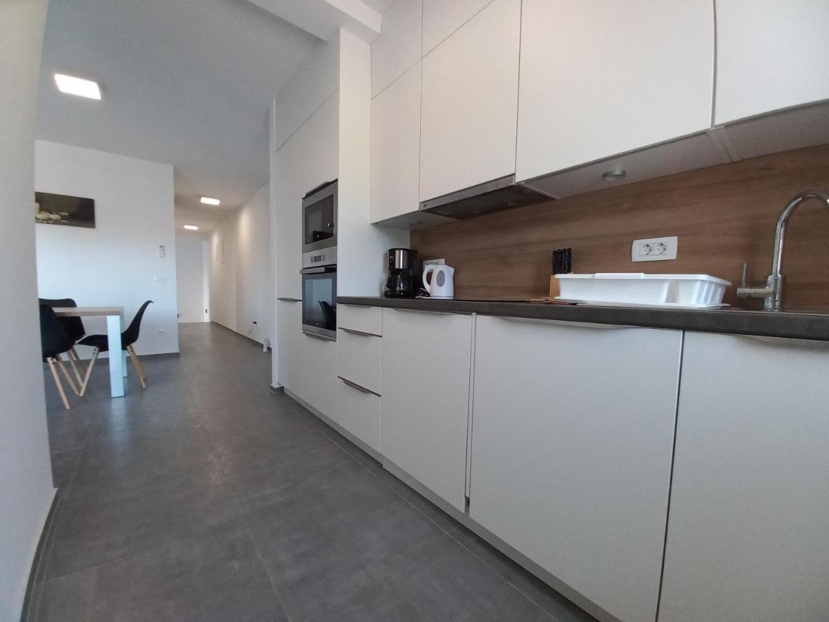 Apartment Martina Vir Bagian luar foto